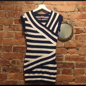 5|48 Saks Fifth Avenue Knit Striped Top